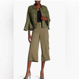 Rachel Roy women’s cropped high rise wide leg pant. Size 4. NEW WITH TAGS!